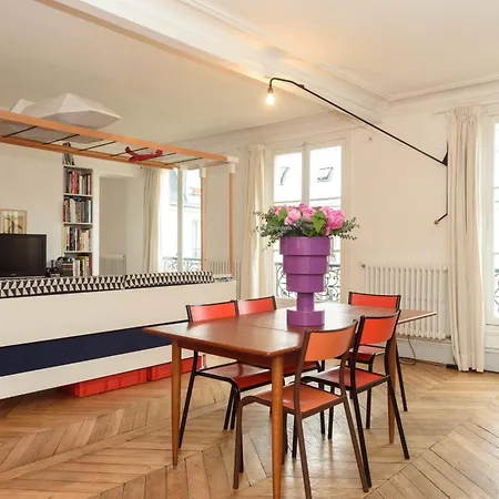 Apartment Spacious Duplex With Terrace In *