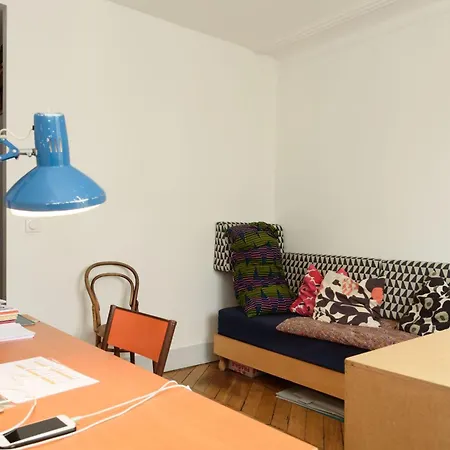 Spacious Duplex With Terrace In Apartment Paris