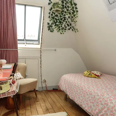 Spacious Duplex With Terrace In *